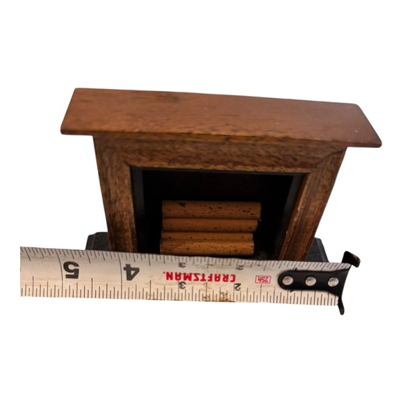 Vintage dollhouse miniature wooden fireplace - Picture 4 of 5